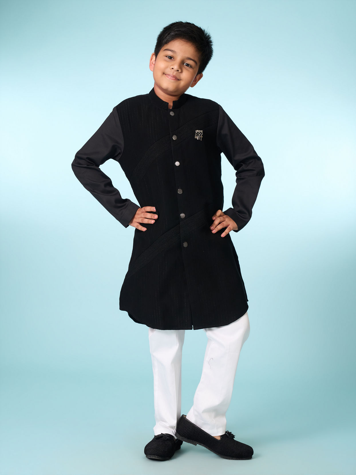 Manyavar Boys Black Kurta Pajama Set