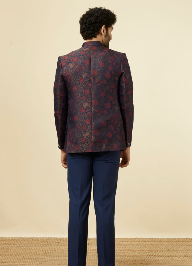 alt message - Manyavar Men Navy Blue Floral Patterned Suit image number 4