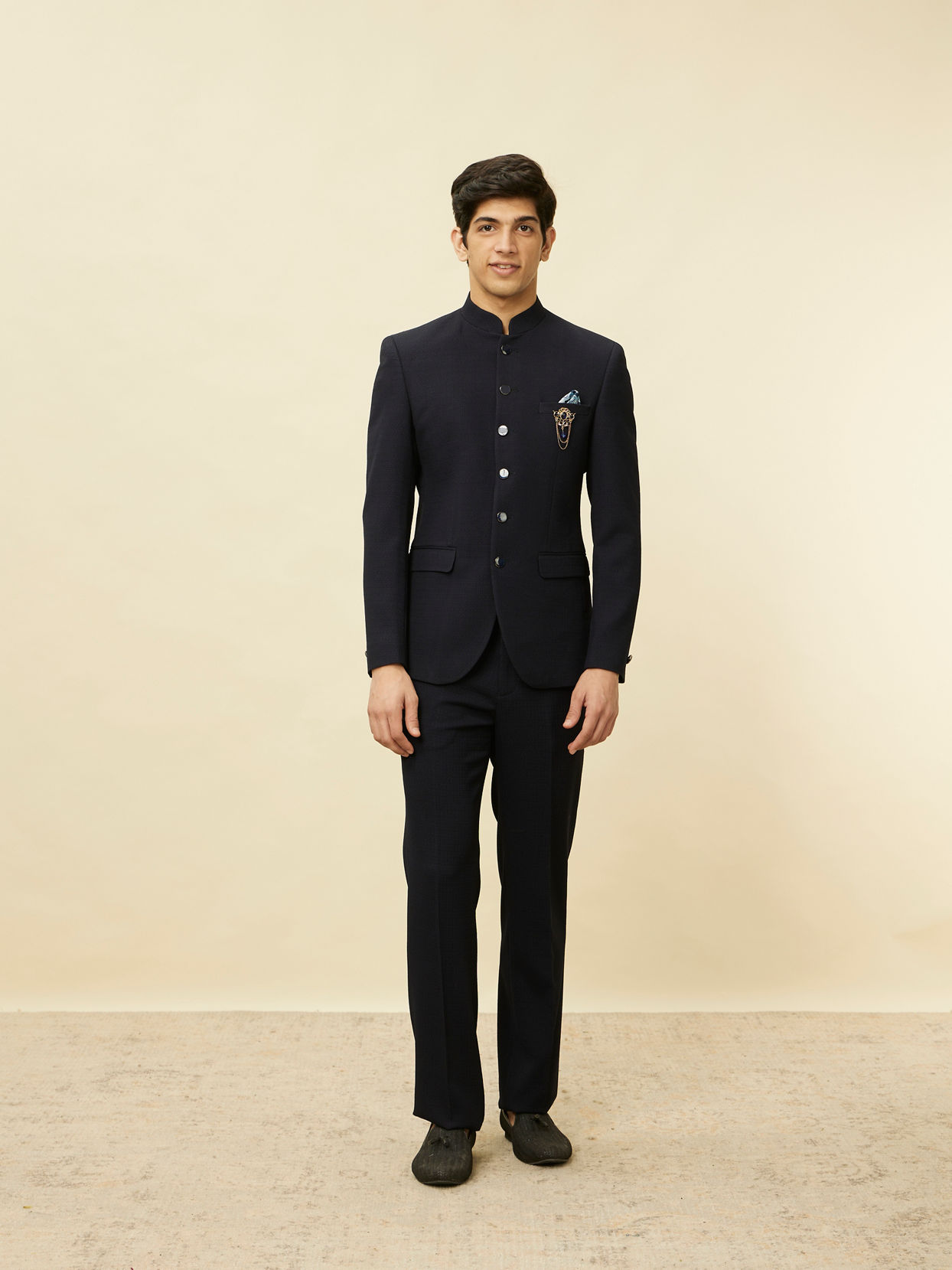 Manyavar Men Twilight Blue Textured Jodhpuri Suit image number 2