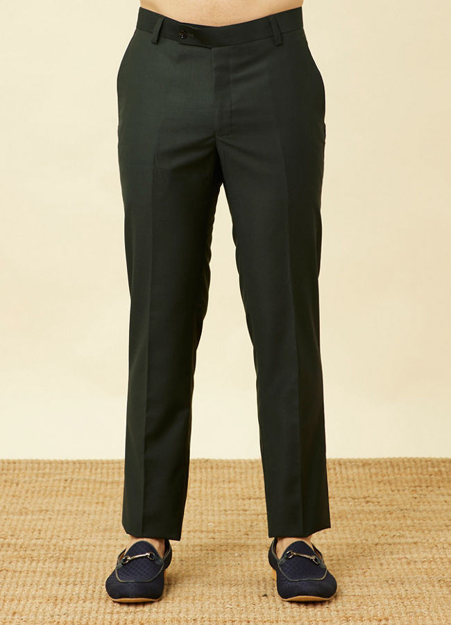 Manyavar Men Deep Green Lily Motif Jaal Patterned Jodhpuri Suit