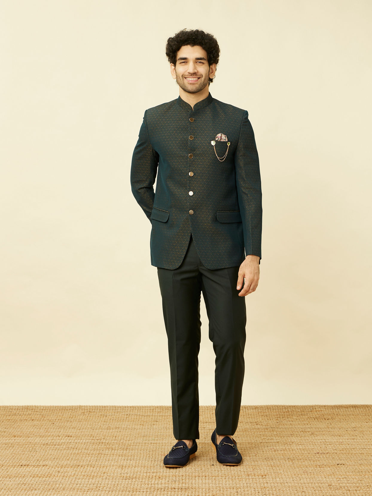 Deep Green Lily Motif Jaal Patterned Jodhpuri Suit image number 2