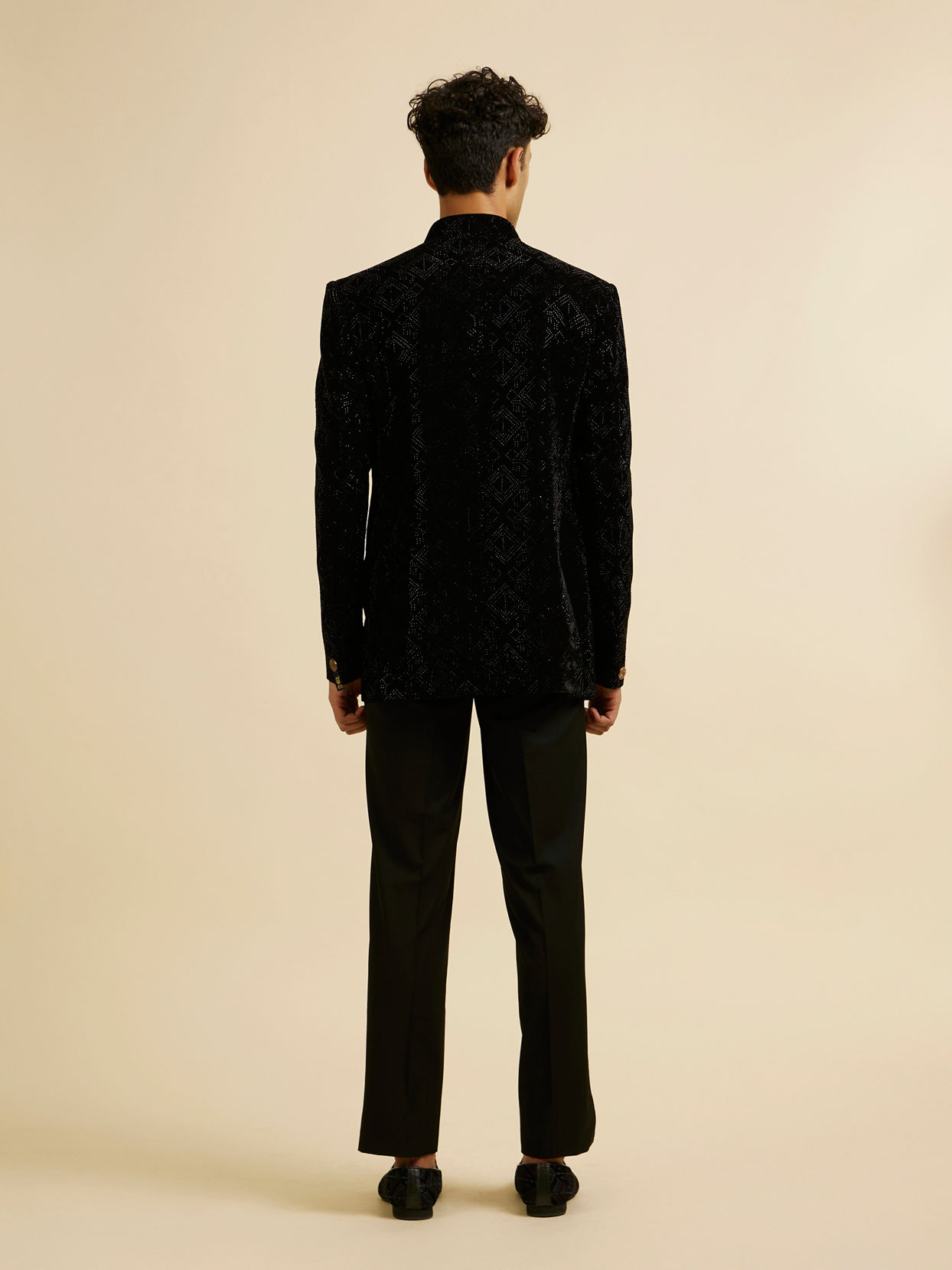 Manyavar Men Black Rhinestone Embellished Jodhpuri Suit