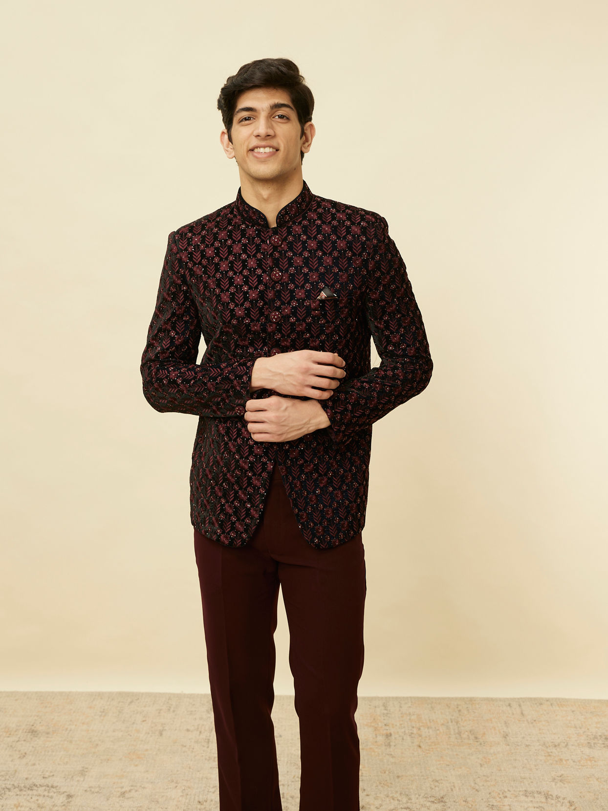 Manyavar Men Kohl Black Floral String Patterned Jodhpuri Suit