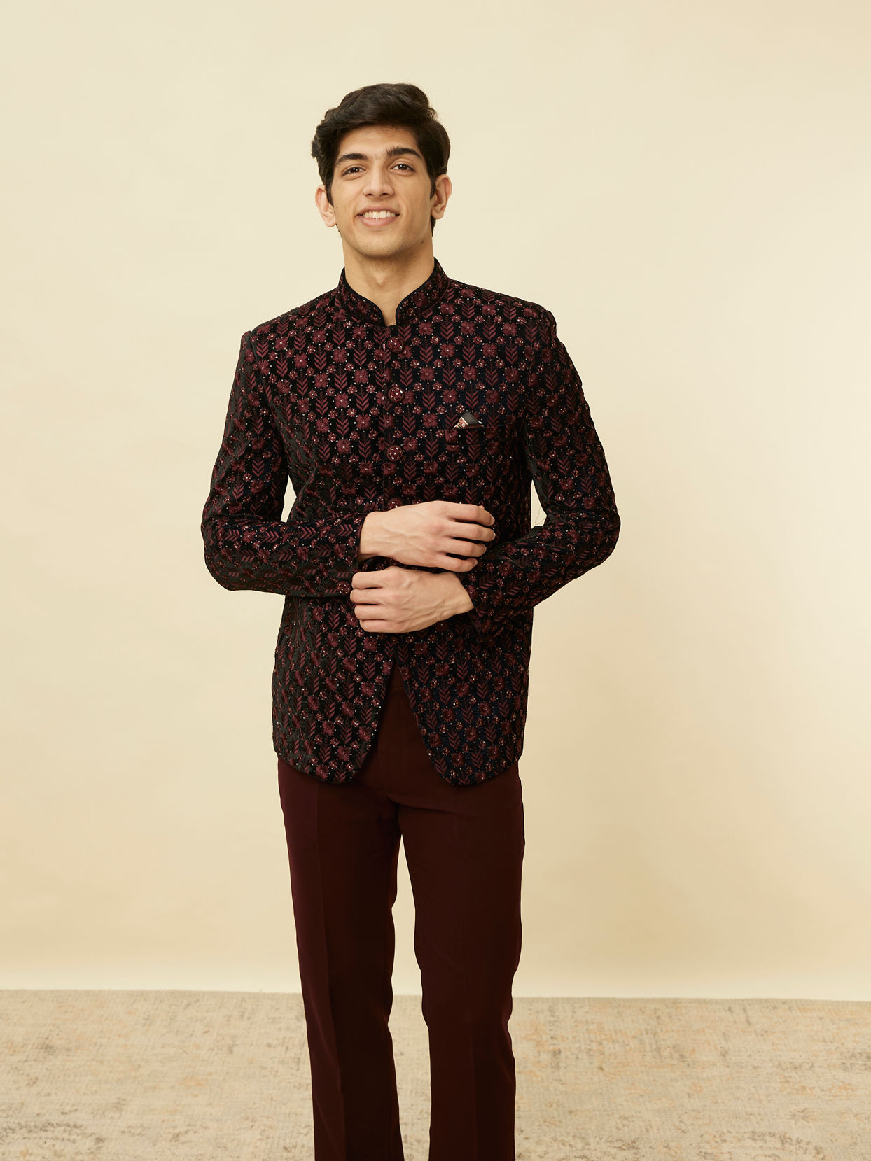 alt message - Manyavar Men Kohl Black Floral String Patterned Jodhpuri Suit image number 0