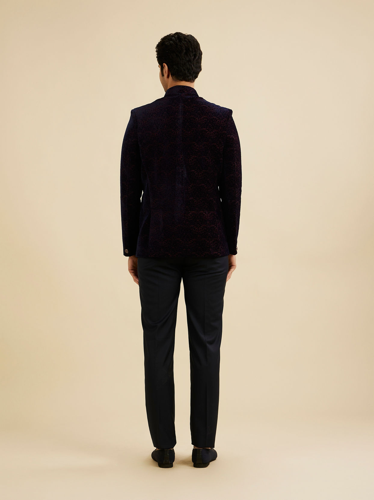 Manyavar Men Indigo Blue And Wine Bel Buti Patterned Jodhpuri Set