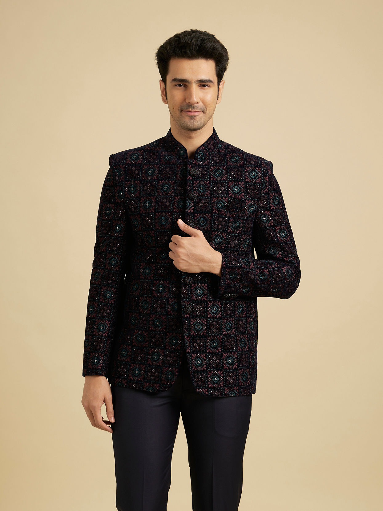 Manyavar Men Navy Blue and Wine Jodhpuri Set with Chowkadi Motifs and Patra Work image number 0