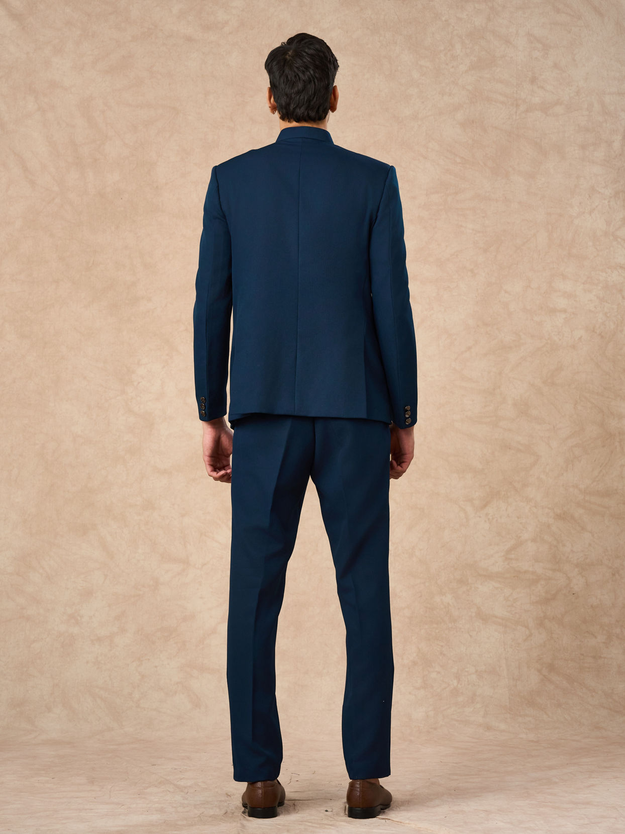 Manyavar Men Teal Blue Blended Rayon Jodhpuri Suit