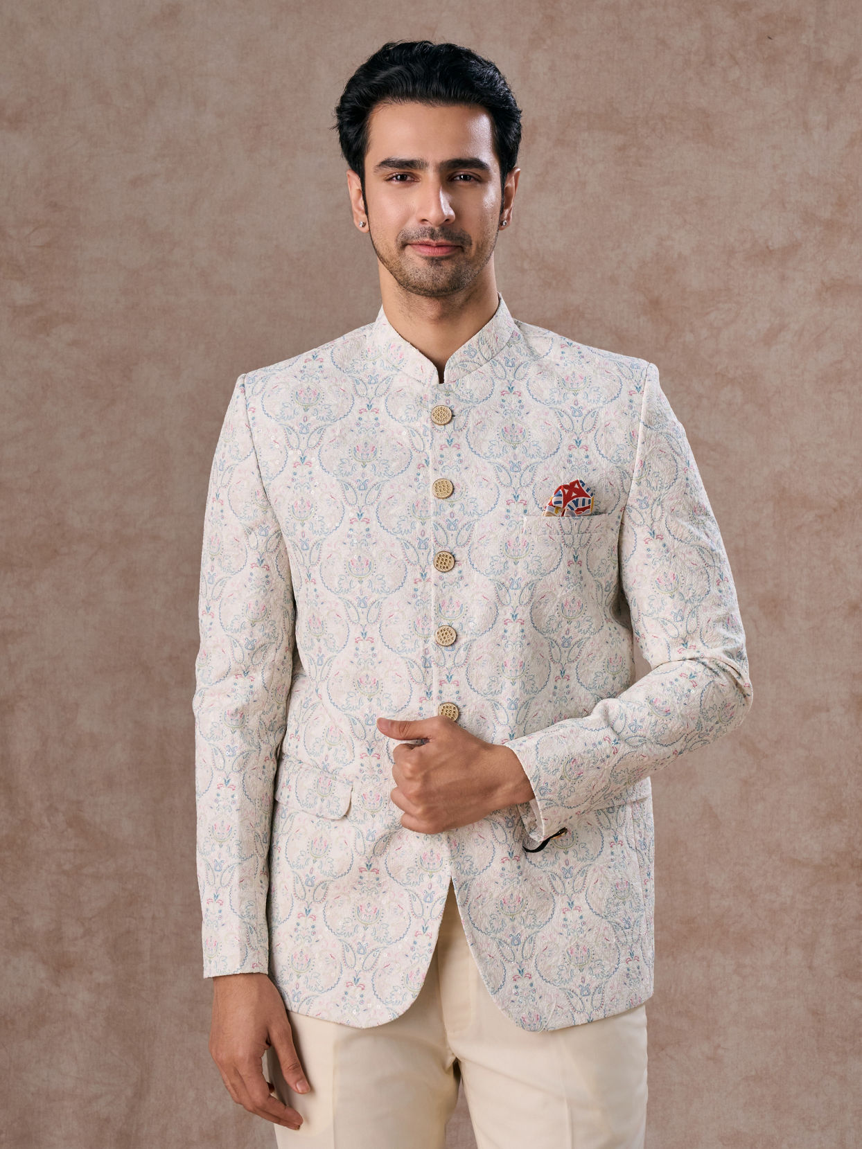 Manyavar Men Cream Elan Jodhpuri Suit