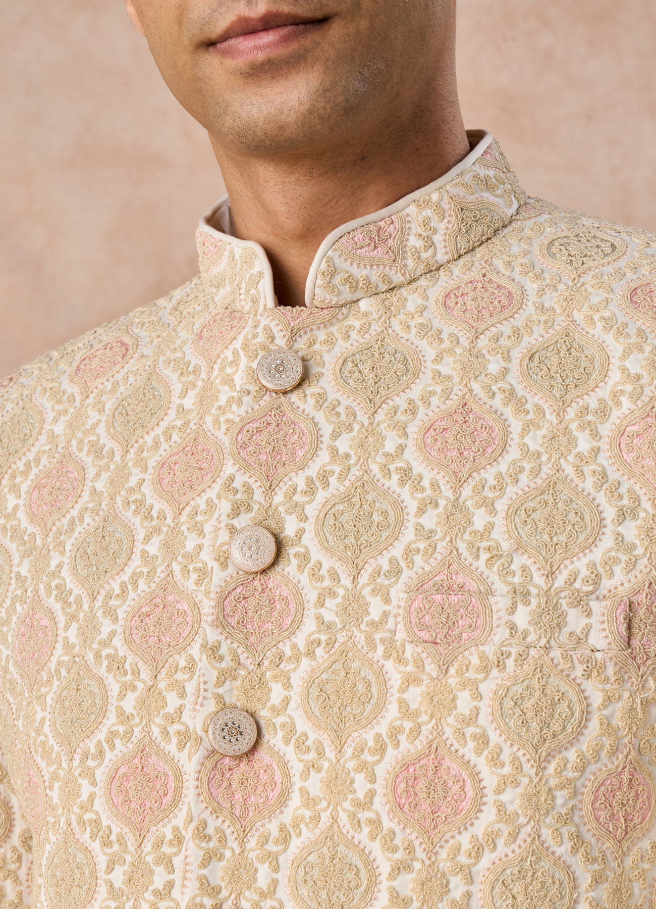 Manyavar Men Gleaming Cream Satin Jodhpuri Suit