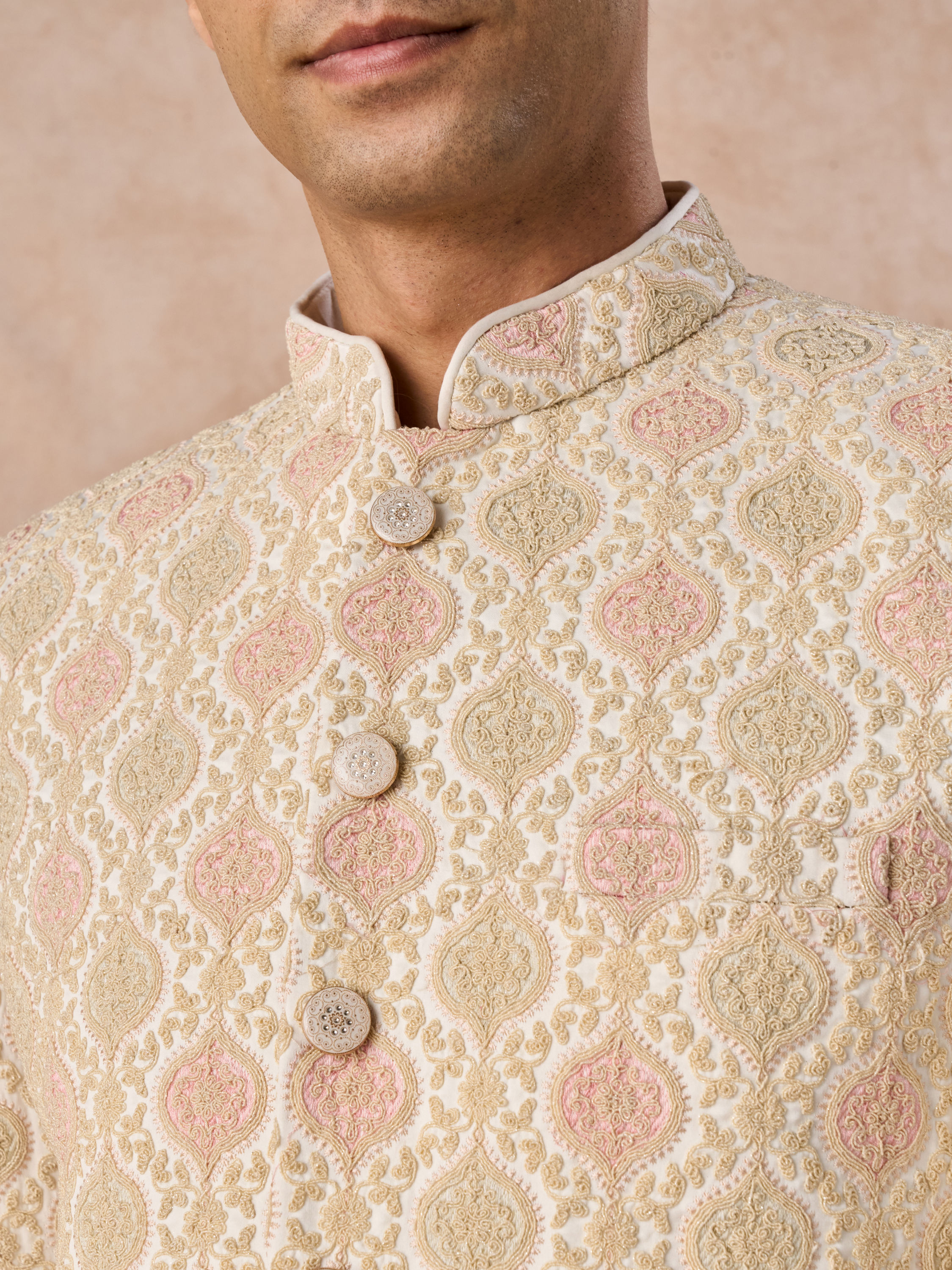 Manyavar Men Gleaming Cream Satin Jodhpuri Suit