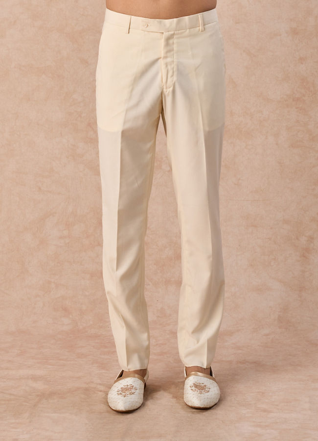 Manyavar Men Gleaming Cream Satin Jodhpuri Suit