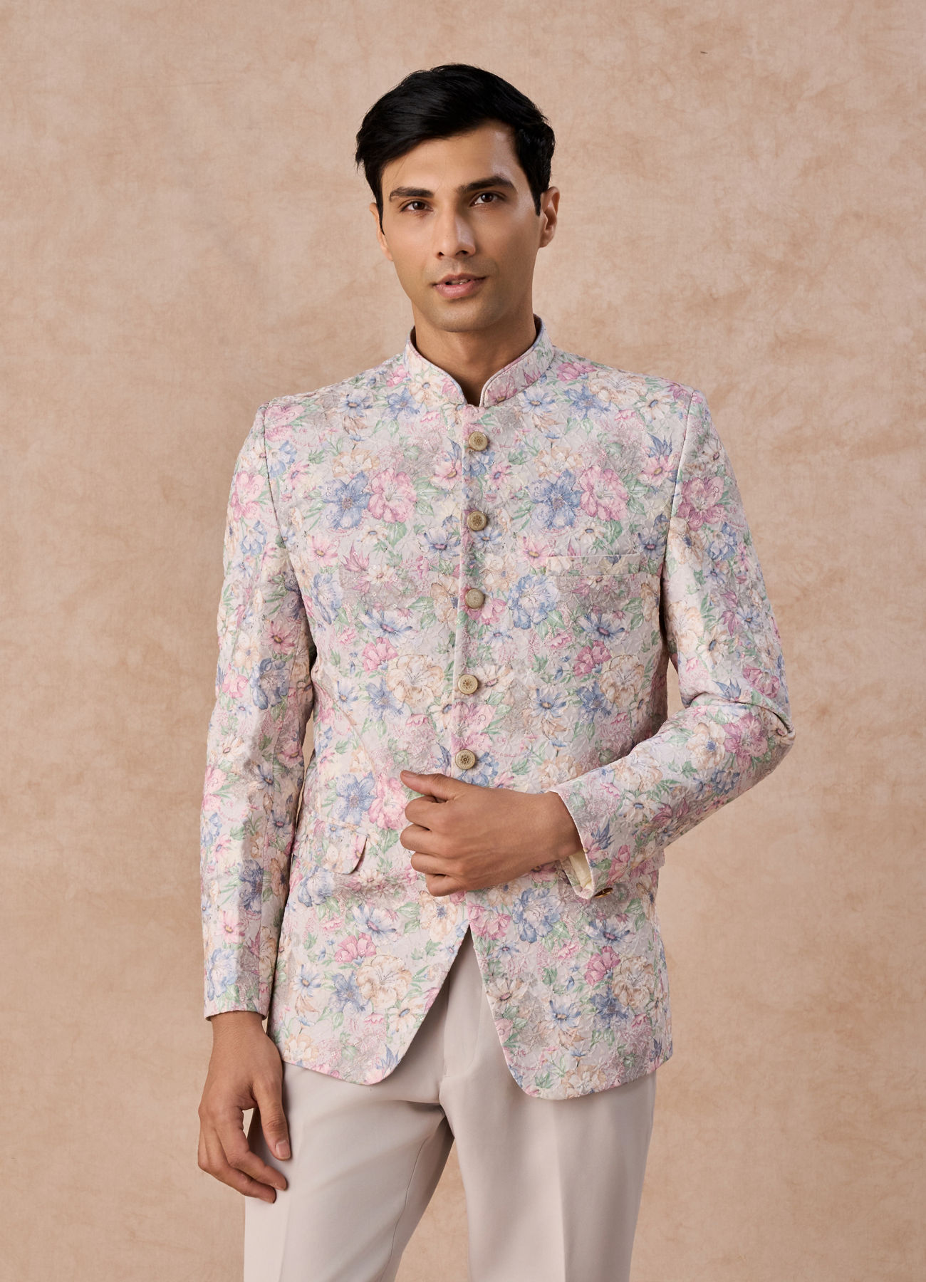 Manyavar Men Elegant Cream Splendour Jodhpuri Suit