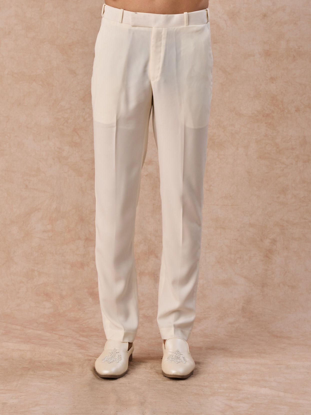 Manyavar Men Cream Elegance Jodhpuri Suit