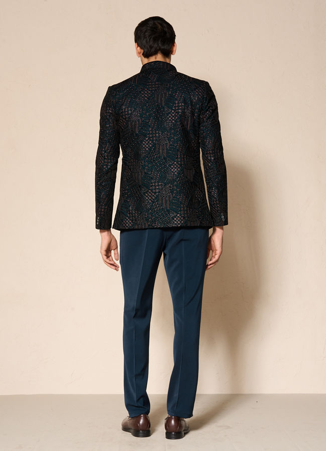 Manyavar Men Vijay's Emerald Green Velvet Embroidered Jodhpuri Suit