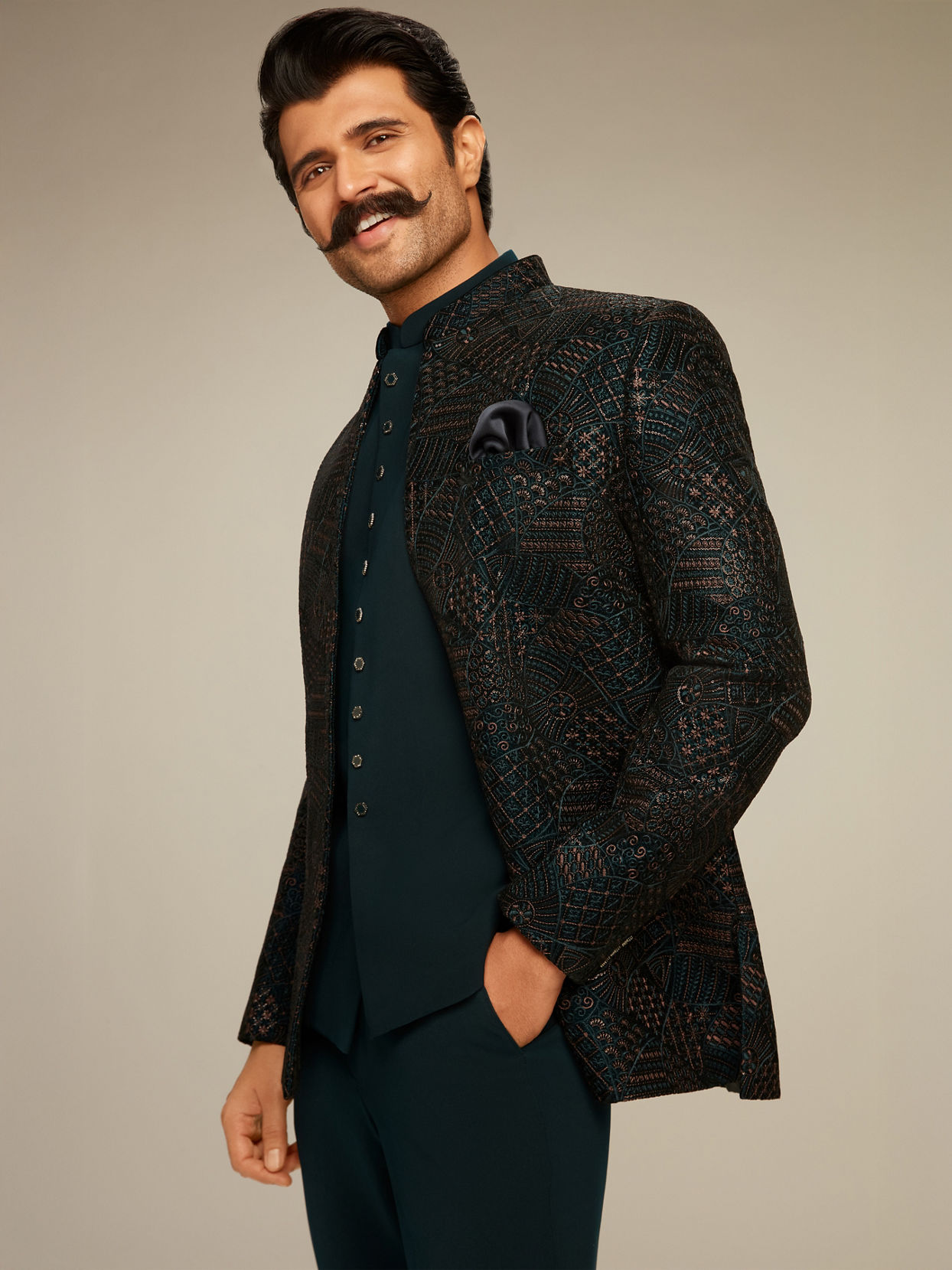Manyavar Men Vijay's Emerald Green Velvet Embroidered Jodhpuri Suit