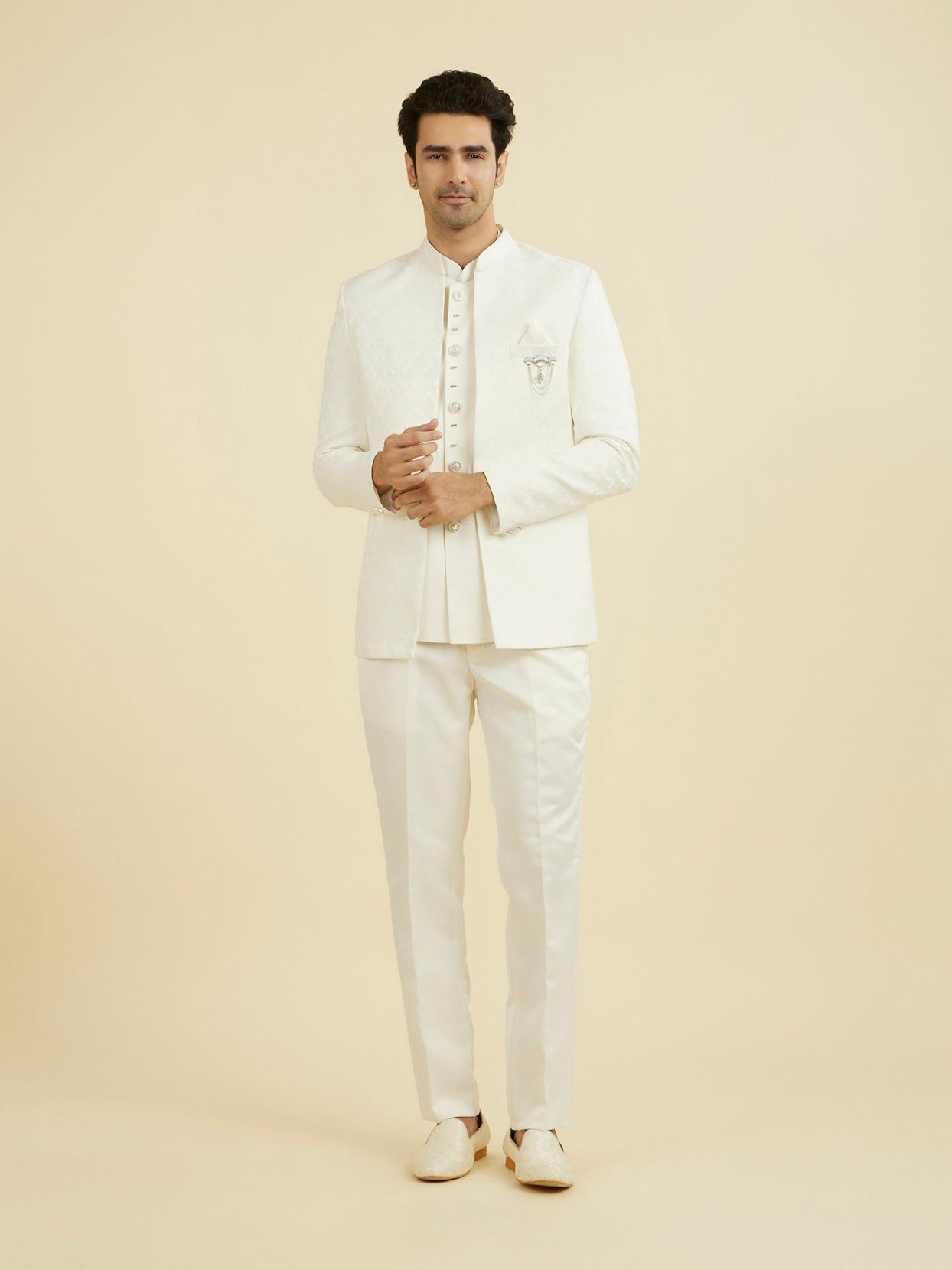 Manyavar Men Elegant White Open Jodhpuri Suit