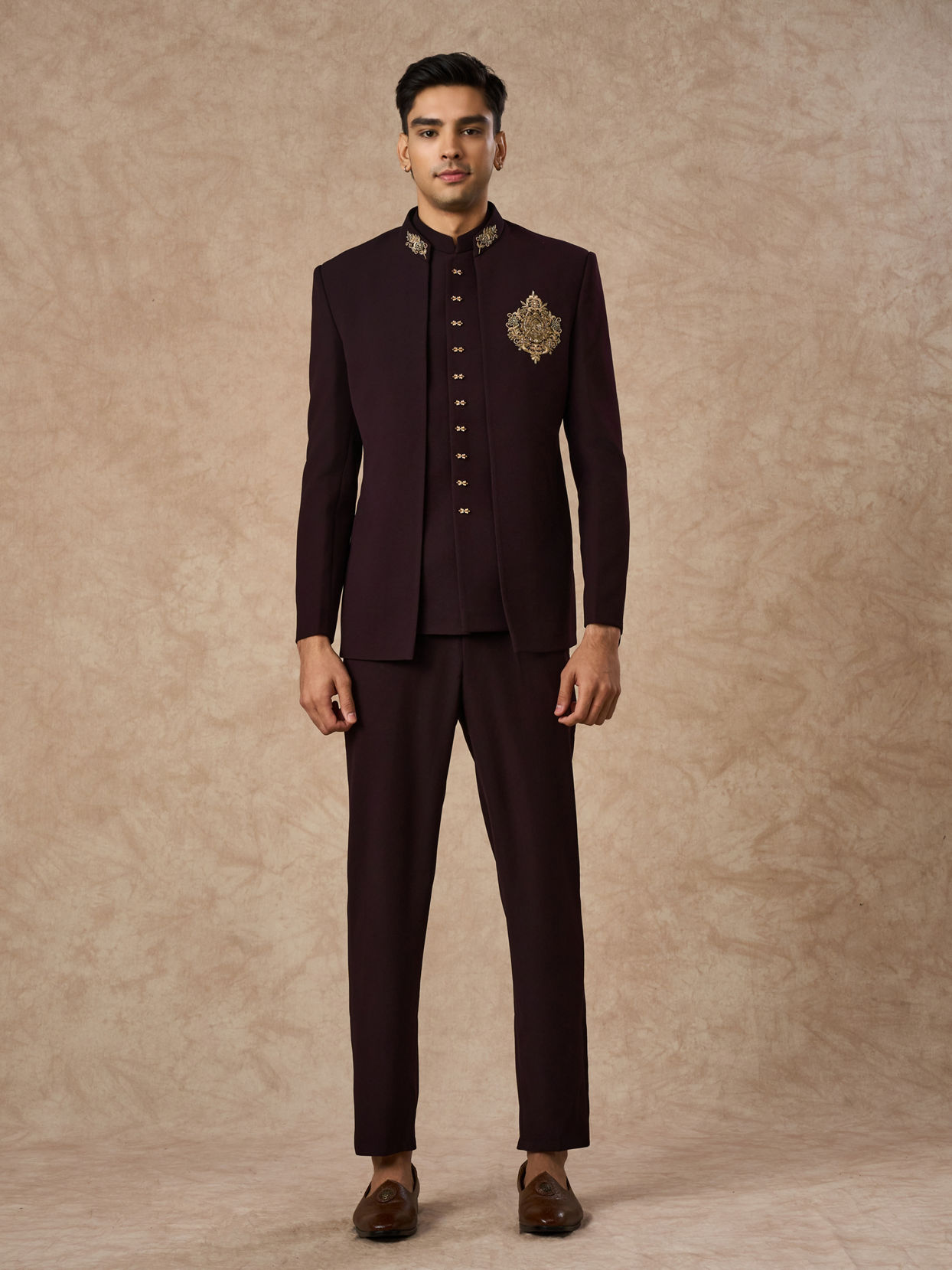 Manyavar Men Wine Blended Rayon Jodhpuri Suit