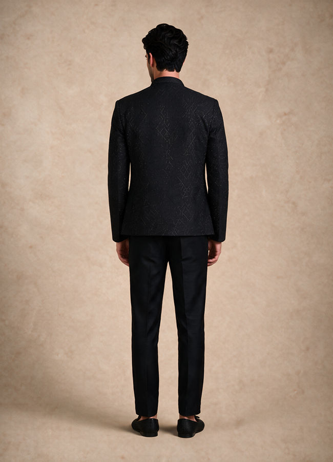 Manyavar Men Black Blended Rayon Jodhpuri Suit with Embroidery