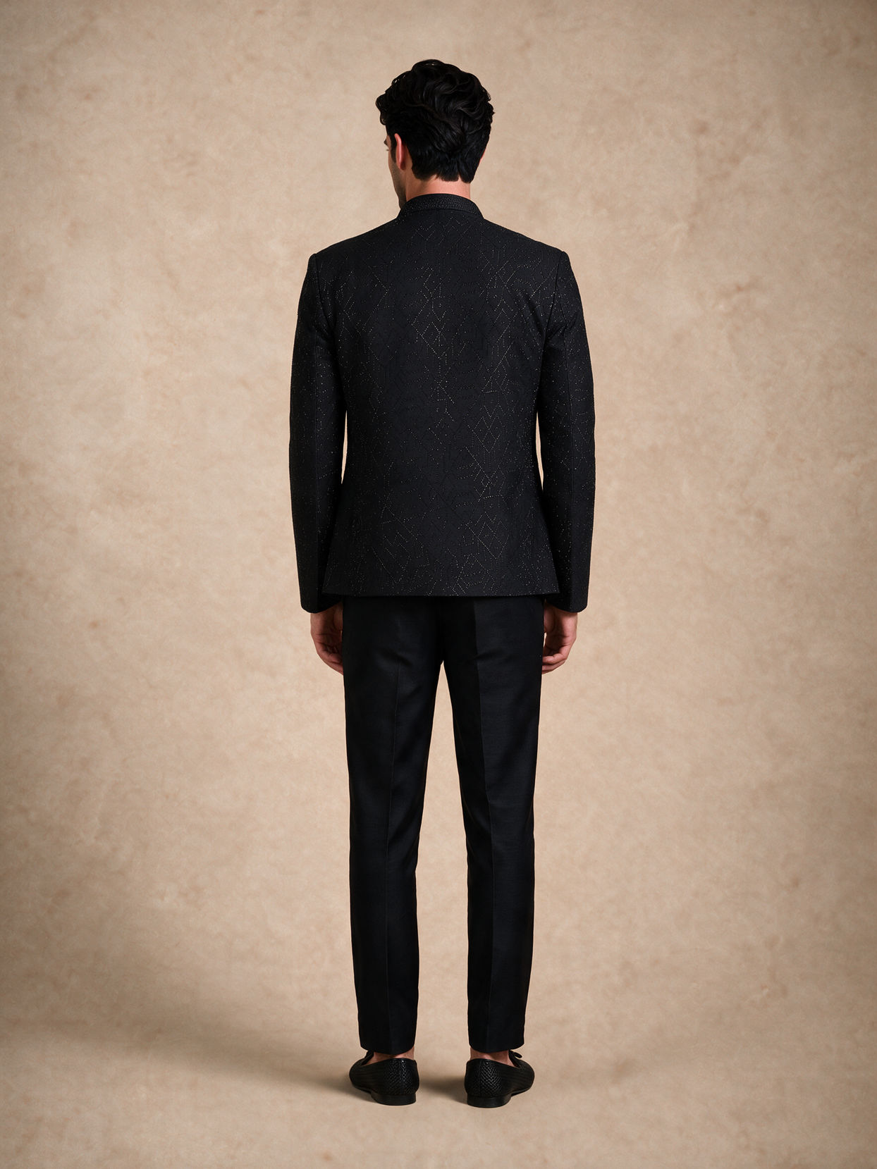 Manyavar Men Black Blended Rayon Jodhpuri Suit with Embroidery