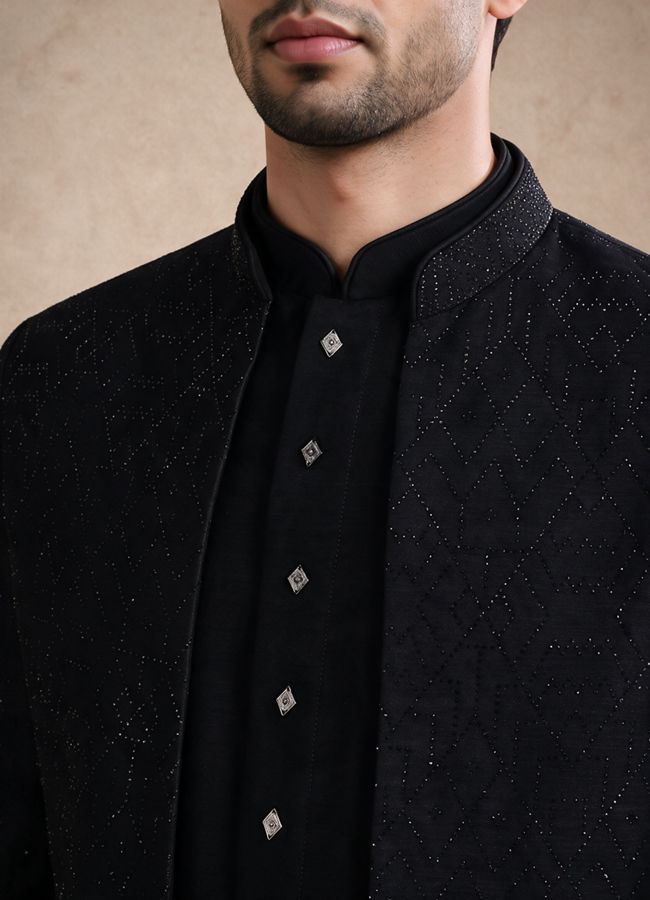 Manyavar Men Black Blended Rayon Jodhpuri Suit with Embroidery