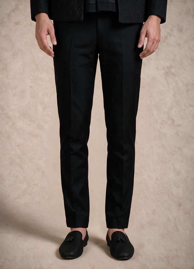 Manyavar Men Black Blended Rayon Jodhpuri Suit with Embroidery