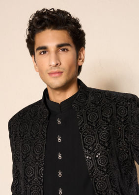 Manyavar Men Black Velvet Embroidered Jodhpuri Suit