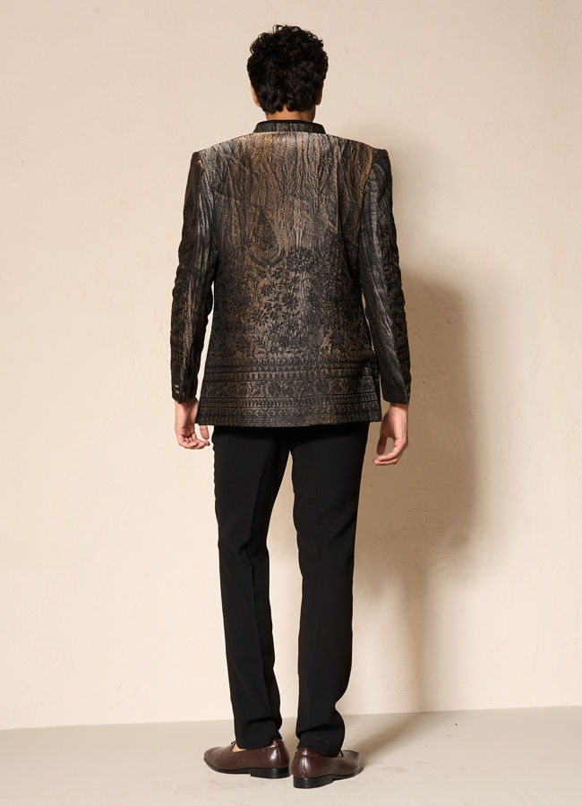 Manyavar Men Black Blended Rayon Jodhpuri Suit with Embellishments