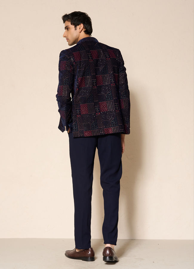 Manyavar Men Dark Blue Velvet Jodhpuri Suit with Embroidery
