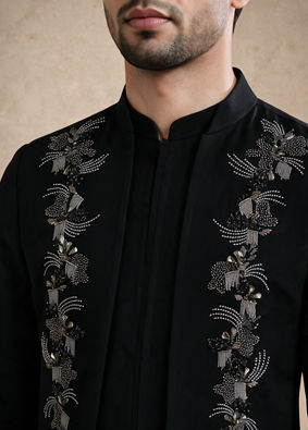 Manyavar Men Black Blended Rayon Jodhpuri Suit with Embroidered Detail