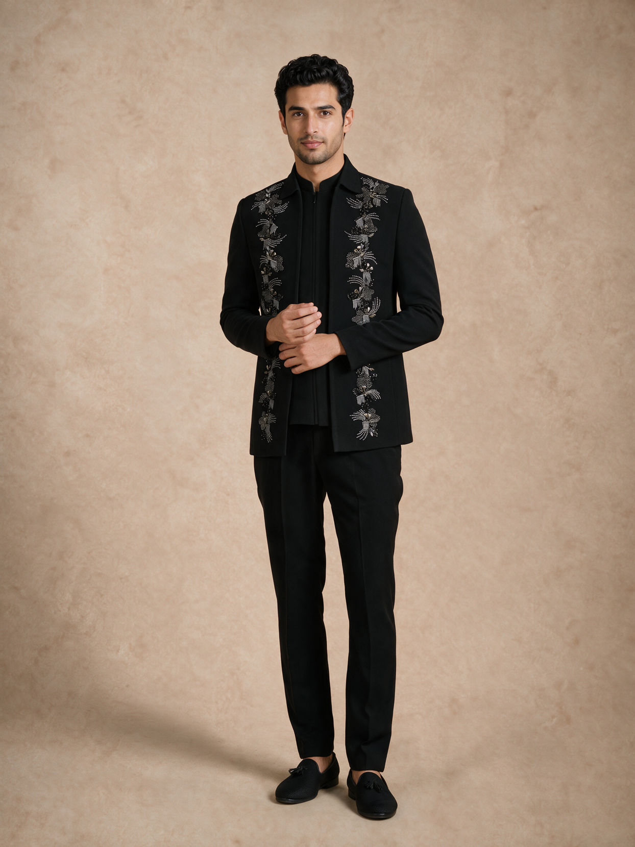 Manyavar Men Black Blended Rayon Jodhpuri Suit with Embroidered Detail