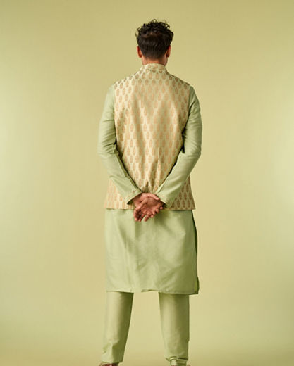 Diwas Men Gleaming Green Kurta Jacket Set