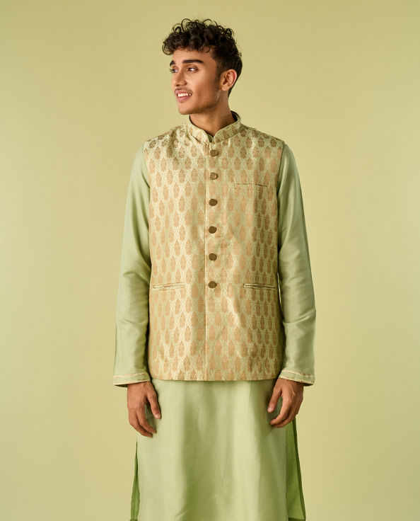 Diwas Men Gleaming Green Kurta Jacket Set
