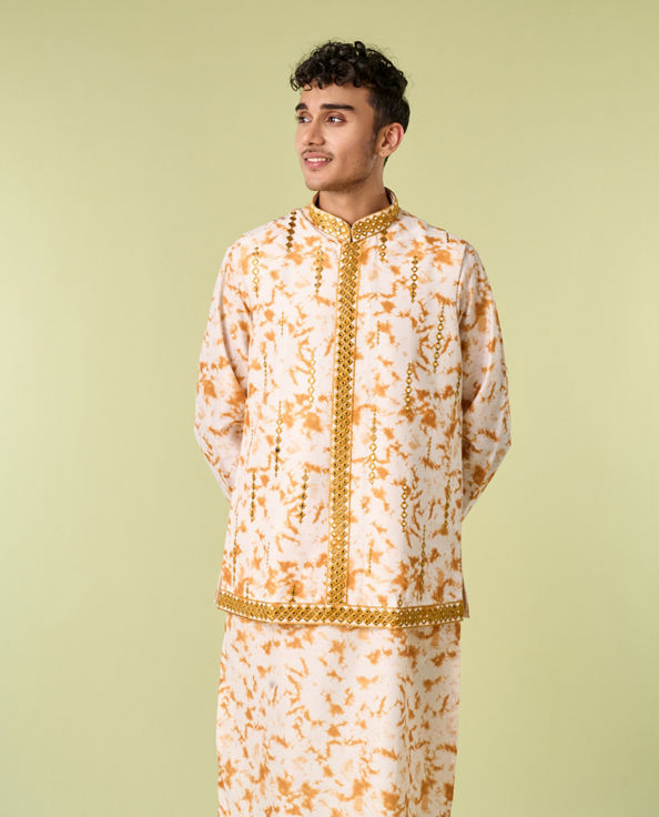 Diwas Men Enigmatic Cream Kurta Jacket Set
