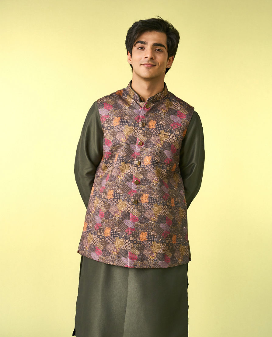 Diwas Men Enchanting Olive Green Kurta Jacket Set