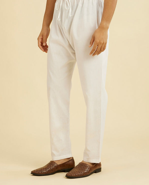 Diwas Men Majestic White Cotton Pyjama