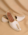 Manyavar Men Cream Traditional Bel Buti Patterned Jooti