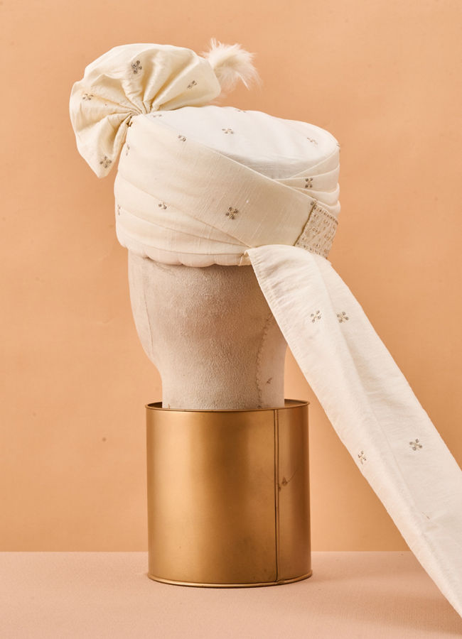 Manyavar Men Cream Silk Safa with Brooch
