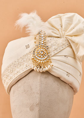 Manyavar Men Cream Silk Safa with Brooch