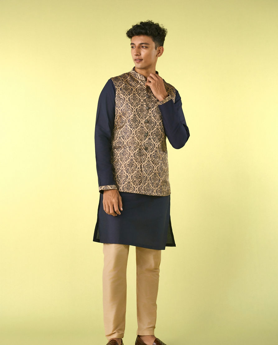 Diwas Men Elegant Blue Kurta Jacket Set