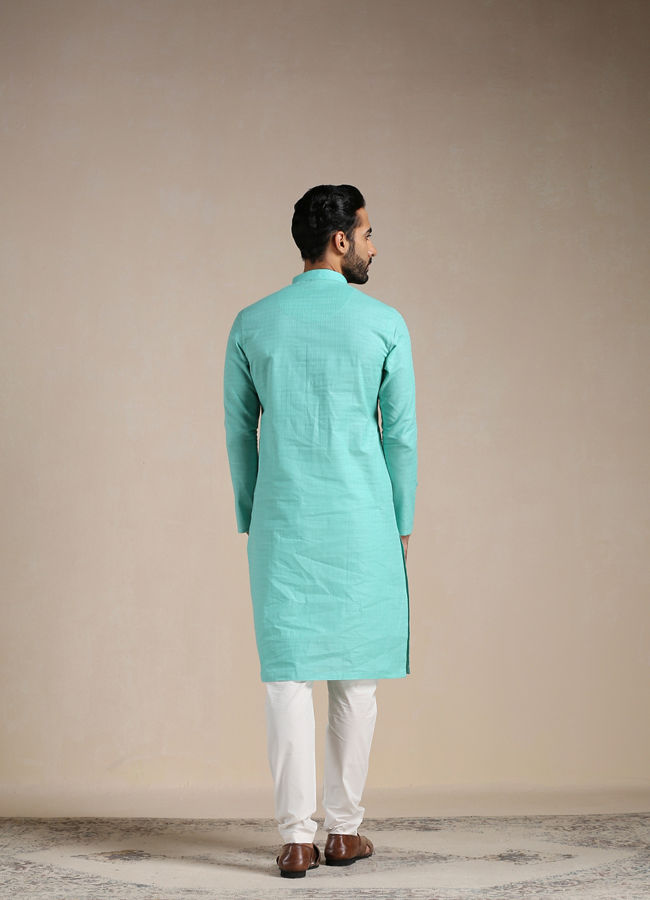 alt message - Manyavar Men Turquoise Green Mandarin Collared Kurta Set image number 3