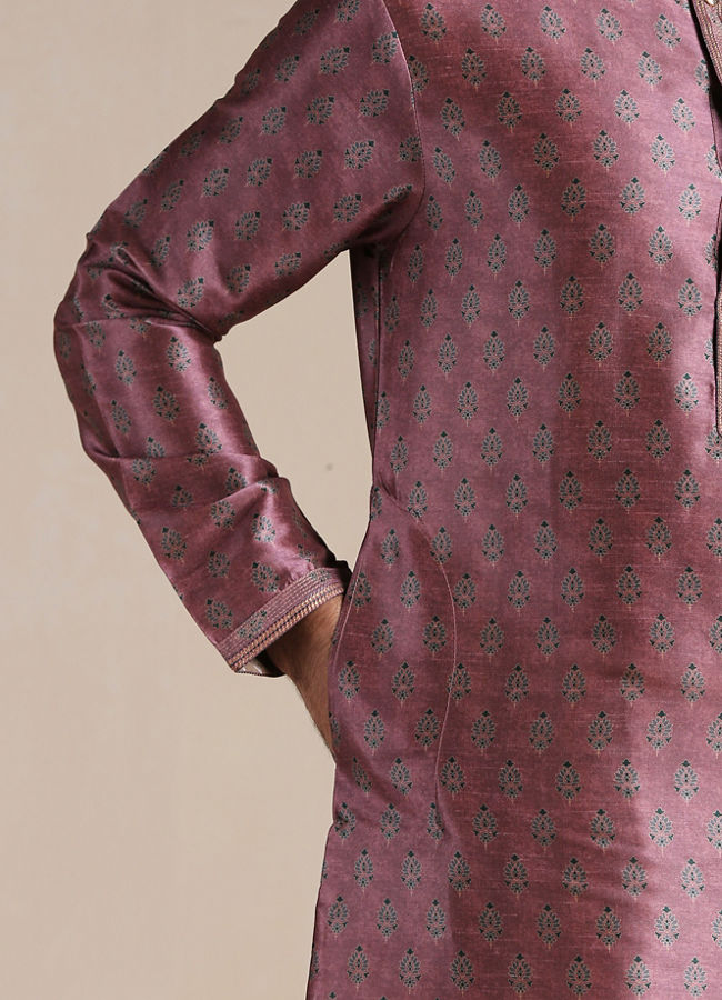 Manyavar Men Purple Printed Kurta Pajama
