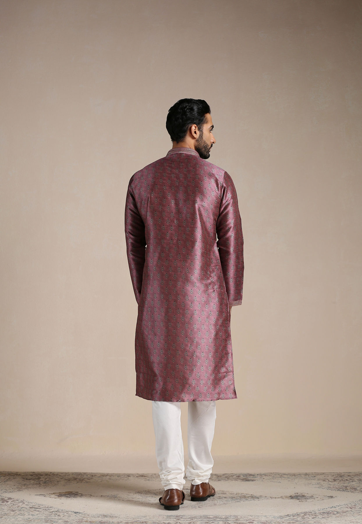 Manyavar Men Purple Printed Kurta Pajama image number 3