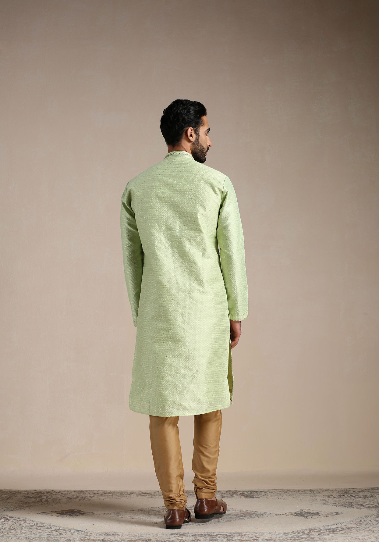 Manyavar Men Butterfly Green Jacquard Pattern Kurta Set
