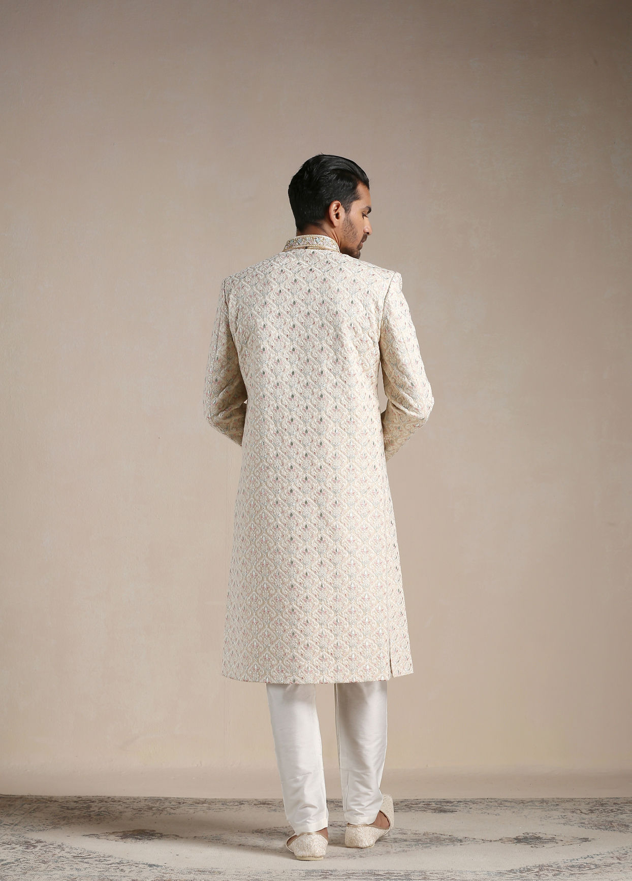 Manyavar Men Pearled Ivory Floral Patterned Sherwani Set