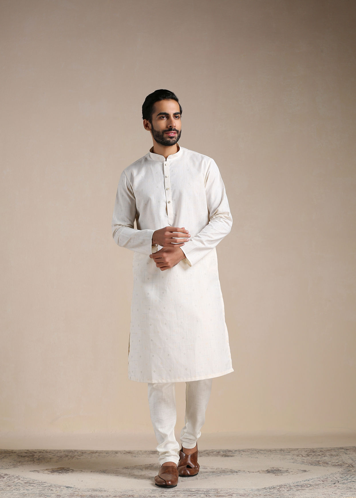 Manyavar Men Pearl White Self Patterned Kurta Set