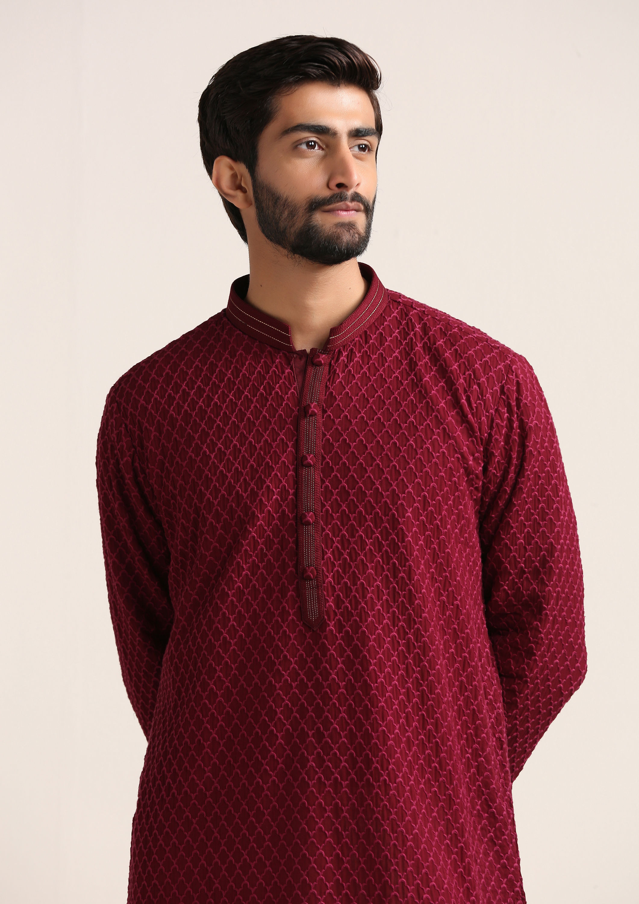 Twamev Men Minimalist Maroon Kurta Set image number 1