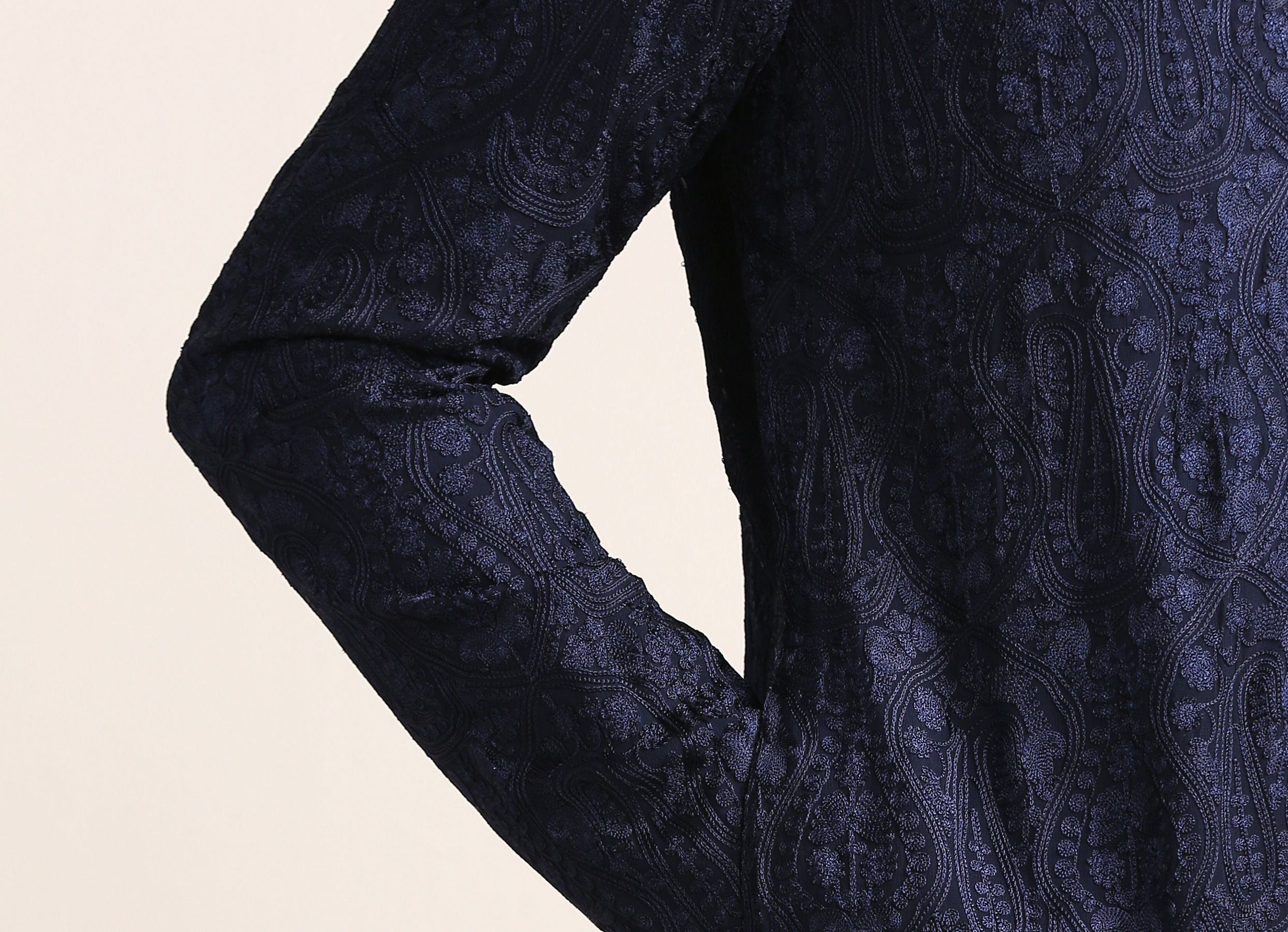 Twamev Men Midnight Blue Self Patterned Kurta Set