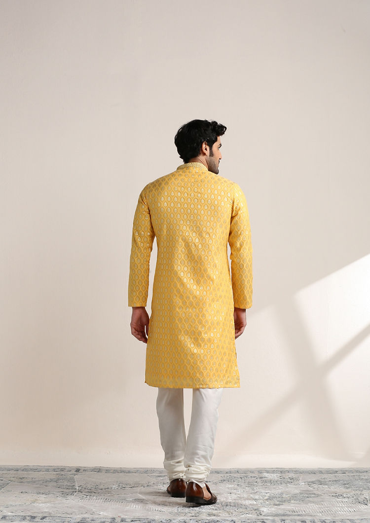 Twamev Men Golden Yellow Jacquard Patterned Kurta Set image number 4