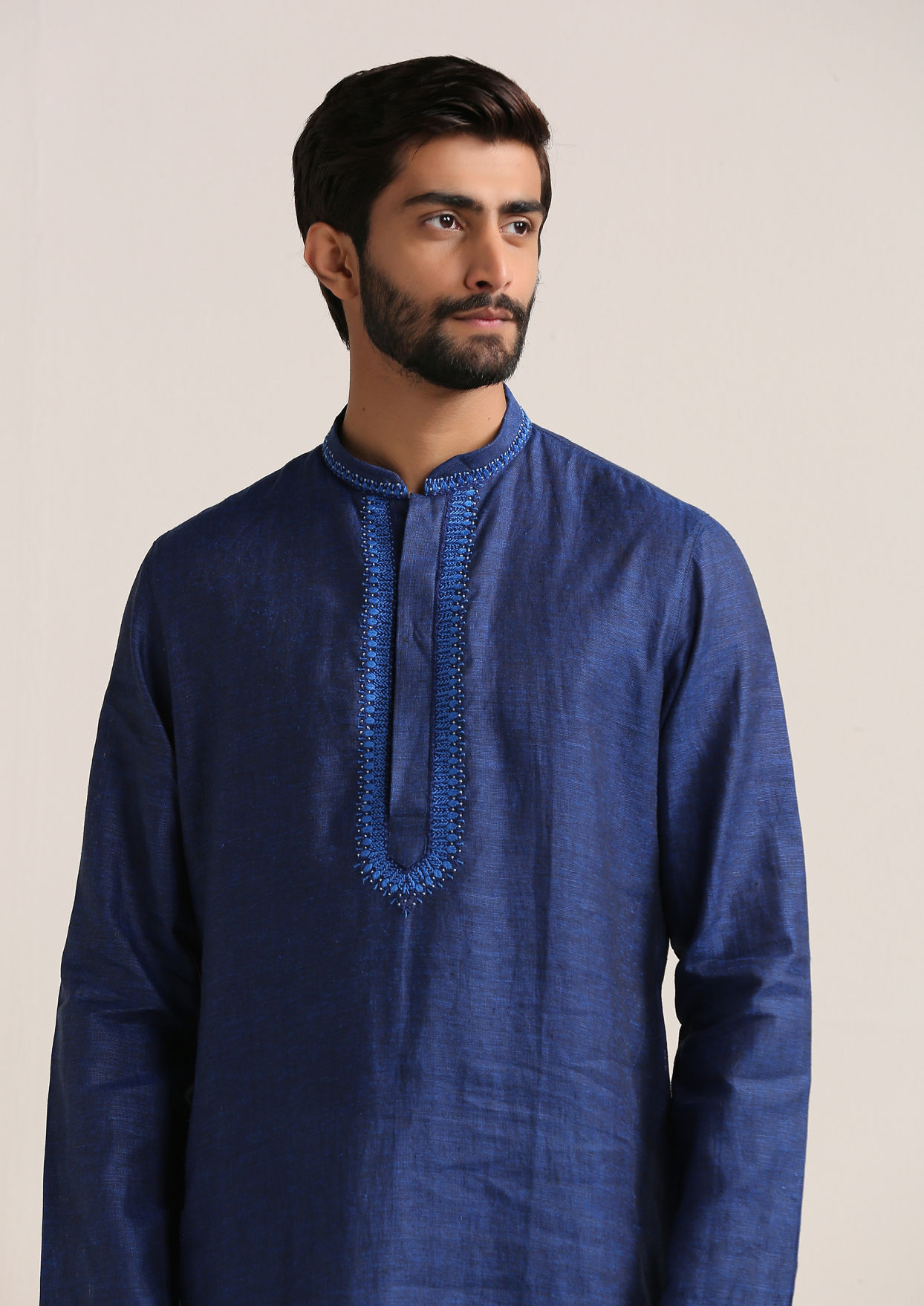 alt message - Twamev Men Midnight Sapphire Blue Embroidered Neck Kurta Set image number 1