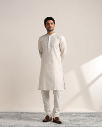 Manyavar Men White Booti Self Motif Kurta Pajama